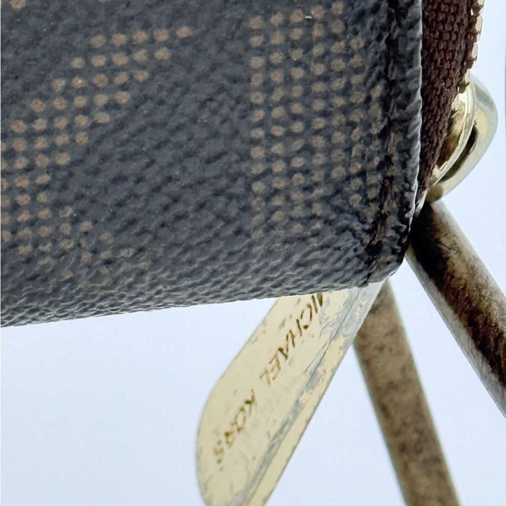Michael Kors MK Monogram Jet Set Wristlet - EUC - Picture 11 of 11